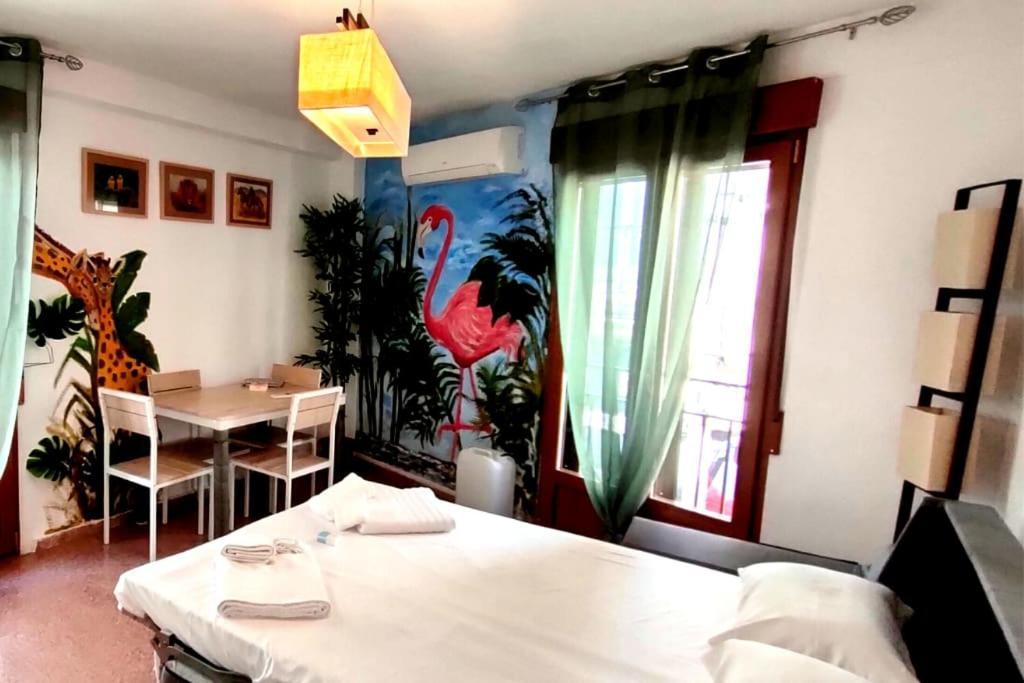 Apartamento En Zona De Ocio Casco Antiguo Аликанте Екстериор снимка